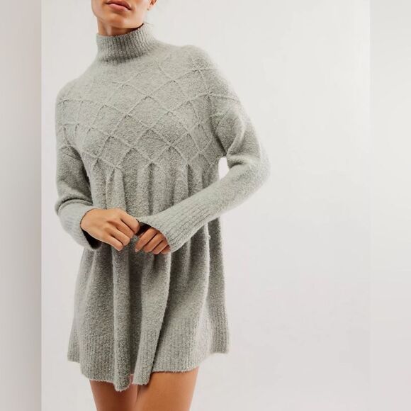 Free People Jaci Sweater Dress Silver Grey Loose Fit Textured Turtleneck Size L - Picture 1 of 8